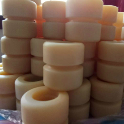 金兆躍 專業(yè)定制尼龍與橡塑制品，品質(zhì)與精準(zhǔn)的完美結(jié)合